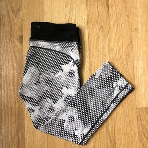 Nike Dri-Fit cropped leggings